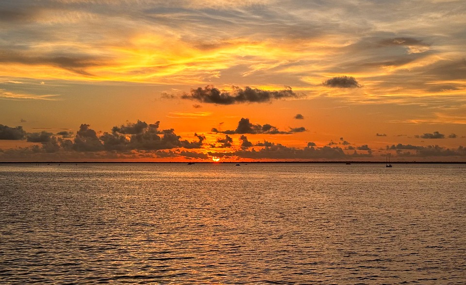 https://www.gudrun-kropp.de/images/kunde/30.07.2025-sunset-8962131_960_720.jpg